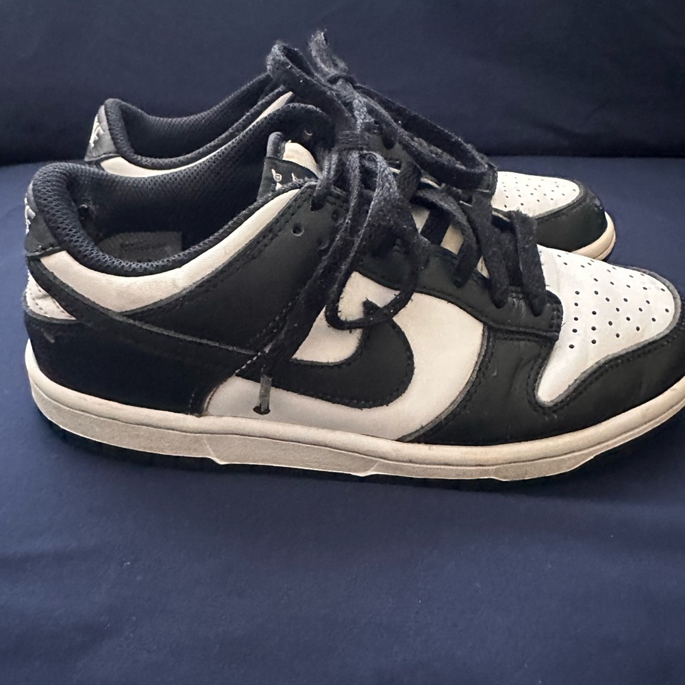 Nike Kids Sneakers Black and White